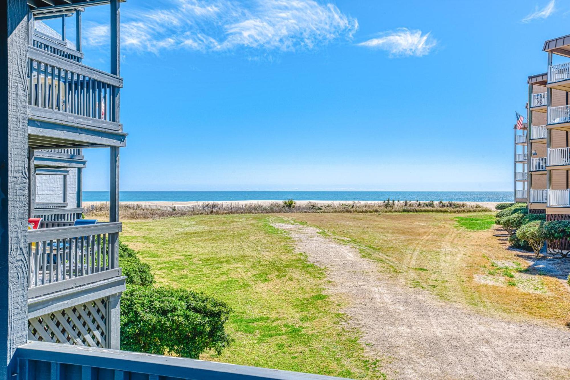 Shipwatch Villas North Topsail Beach Room photo