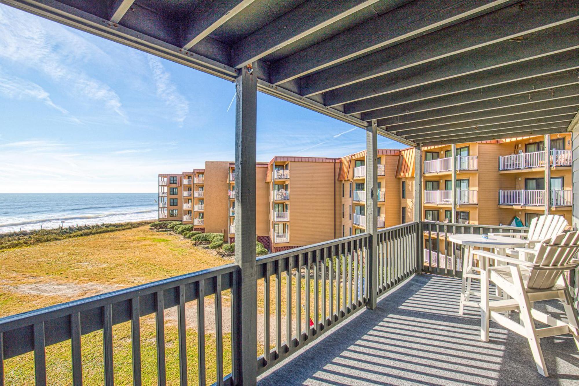Shipwatch Villas North Topsail Beach Room photo